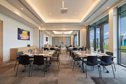 Hilton Garden Inn Albany - Lightning Ridge Tourism 10