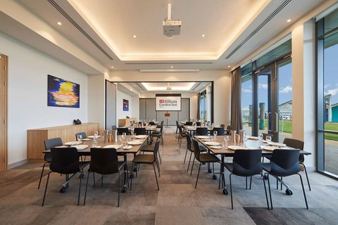 Hilton Garden Inn Albany - Lightning Ridge Tourism 12