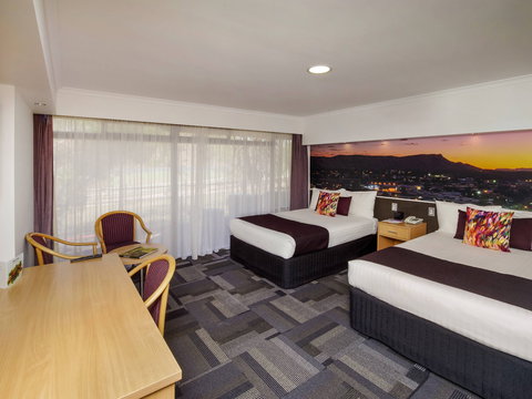 Mercure Alice Springs Resort - Lightning Ridge Tourism 7
