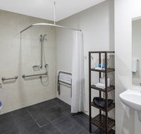 Meriton Serviced Apartments North Sydney - Lightning Ridge Tourism