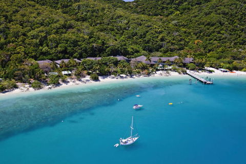 Fitzroy Island Resort - Lightning Ridge Tourism 0