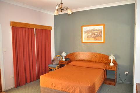 Townview Motel - Lightning Ridge Tourism 2