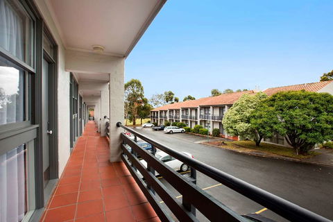 Ferntree Gully, A Nightcap Hotel - Lightning Ridge Tourism 2