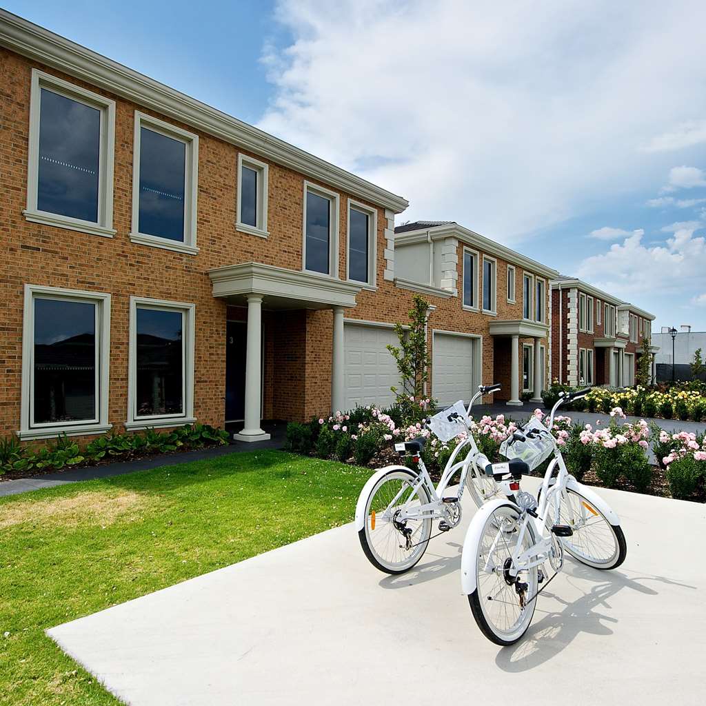 Sale VIC Lightning Ridge Tourism