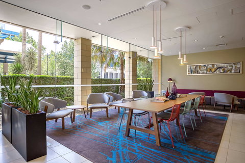 Courtyard by Marriott Sydney-North Ryde - Lightning Ridge Tourism 1