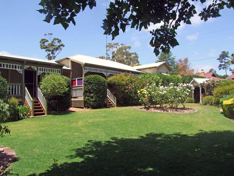 Adamsons Riverside Accommodation - Lightning Ridge Tourism 0