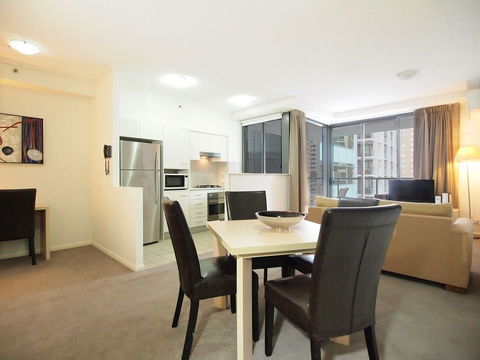 Oaks 212 Margaret - Lightning Ridge Tourism 1