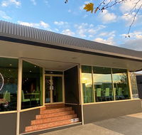 Ashton Townhouse Motel  Suites Tumut - Lightning Ridge Tourism