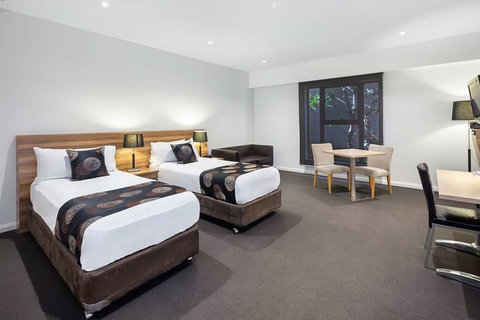 Best Western Plus Ballarat Suites - Lightning Ridge Tourism 11