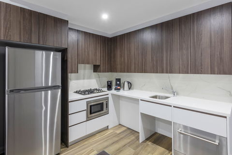 Meriton Serviced Apartments North Sydney - Lightning Ridge Tourism 2