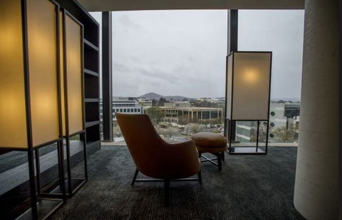 Little National Hotel - Lightning Ridge Tourism 2