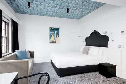 Peppers Gallery Hotel, Canberra - Lightning Ridge Tourism 11