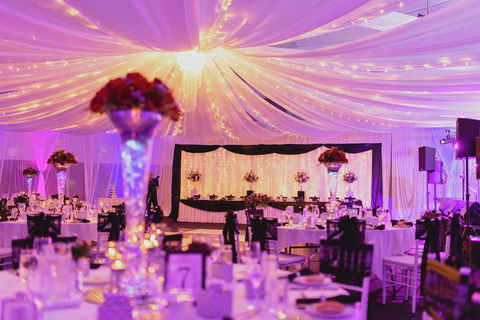 Hilton Darwin - Lightning Ridge Tourism 12