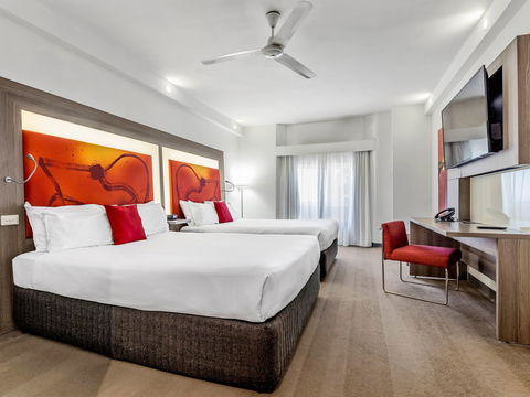 Novotel Darwin Atrium - Lightning Ridge Tourism 7