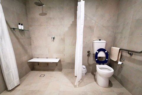 Governor Macquarie Motor Inn - Lightning Ridge Tourism 17