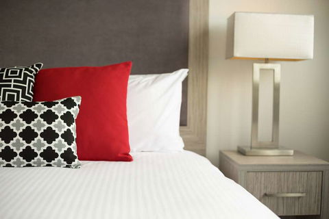 H On Smith Hotel - Lightning Ridge Tourism 5