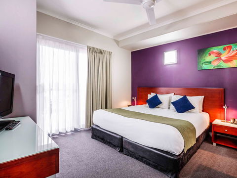 Novotel Darwin Airport Hotel - Lightning Ridge Tourism 0