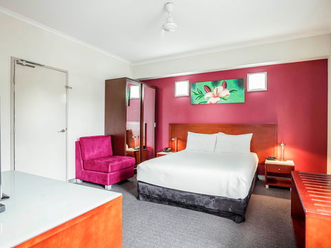 Novotel Darwin Airport Hotel - Lightning Ridge Tourism 4