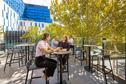 TRYP by Wyndham Pulteney Street - Lightning Ridge Tourism 1