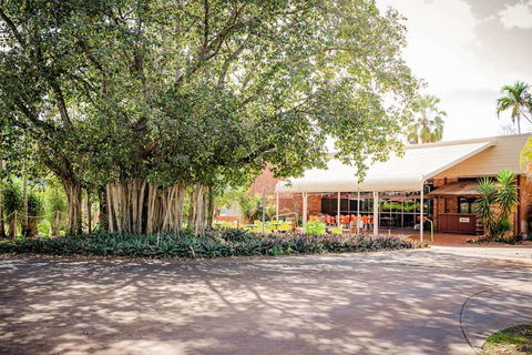 Contour Hotel - Lightning Ridge Tourism 0