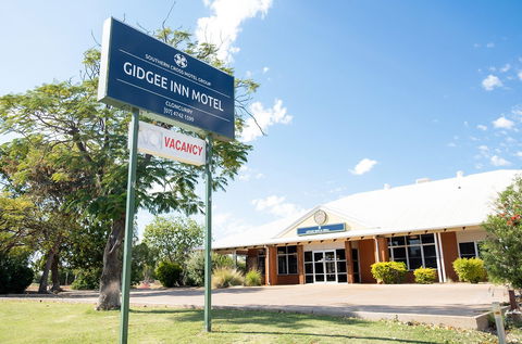 Gidgee Inn - Lightning Ridge Tourism 0