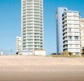 Pacific Views Resort on Main Beach - Lightning Ridge Tourism