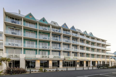 Lady Bay Resort - Lightning Ridge Tourism 0