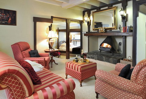 Adeline Bed & Breakfast - Lightning Ridge Tourism 4