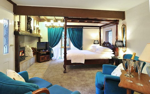 Adeline Bed & Breakfast - Lightning Ridge Tourism 5