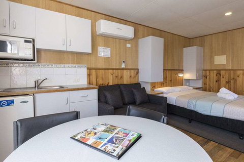 BIG4 Albury Tourist Park - Lightning Ridge Tourism 12