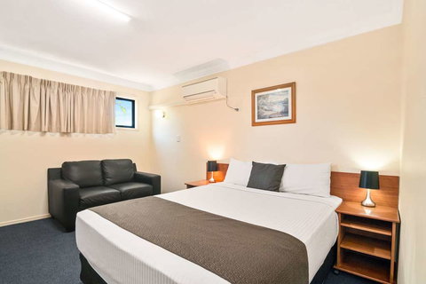 Econo Lodge Waterford - Lightning Ridge Tourism 4