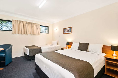 Econo Lodge Waterford - Lightning Ridge Tourism 6