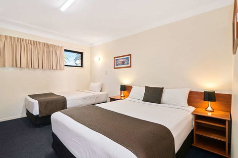 Econo Lodge Waterford - Lightning Ridge Tourism 7