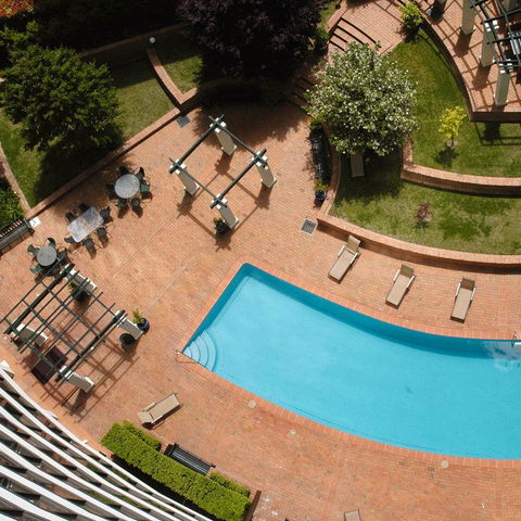 BreakFree Capital Tower - Lightning Ridge Tourism 9