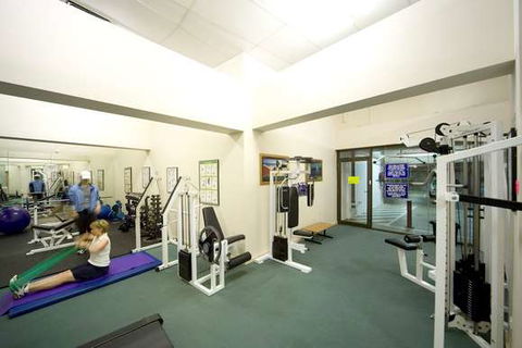 BreakFree Capital Tower - Lightning Ridge Tourism 16