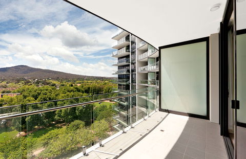 Astra Canberra Manhattan - Lightning Ridge Tourism 11