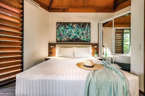 Palms City Resort - Lightning Ridge Tourism 13