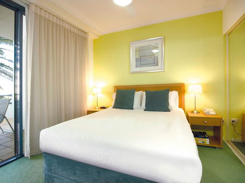 Oaks Calypso Plaza Resort - Lightning Ridge Tourism 2
