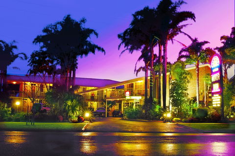 Sapphire Waters Motor Inn - Lightning Ridge Tourism 1