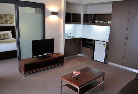 Quality Suites Fremantle - Lightning Ridge Tourism 2