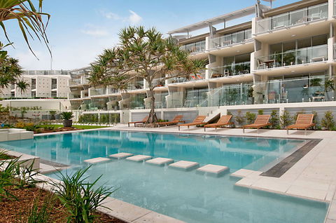 Fairshore Beachfront Apartments - Lightning Ridge Tourism 0