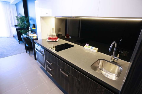 Alex Perry Hotel and Apartments - Lightning Ridge Tourism 11