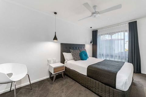 Quality Siesta Resort - Lightning Ridge Tourism 11