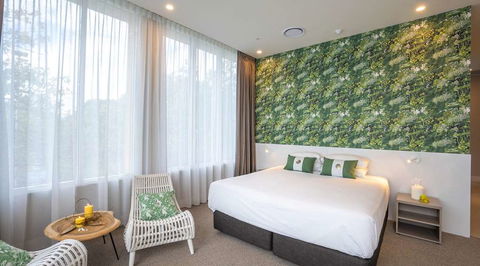 Pacific Hotel Cairns - Lightning Ridge Tourism 11