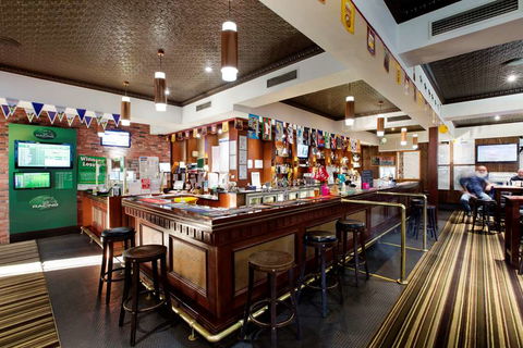 Federal Hotel, A Nightcap Hotel - Lightning Ridge Tourism 2