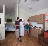 Darwin FreeSpirit Resort  Holiday Park - Lightning Ridge Tourism