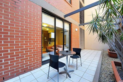 APX Apartments Darling Harbour - Lightning Ridge Tourism 2