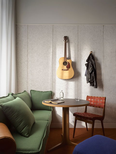 ACE Hotel Sydney - Lightning Ridge Tourism 1
