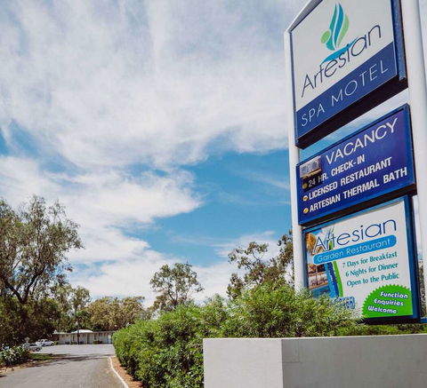 Artesian Spa Motor Inn - Lightning Ridge Tourism 0
