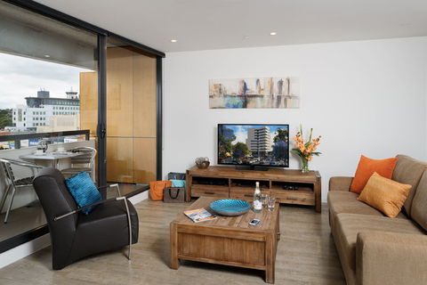 Apartments @ IKON Glen Waverley - Lightning Ridge Tourism 1